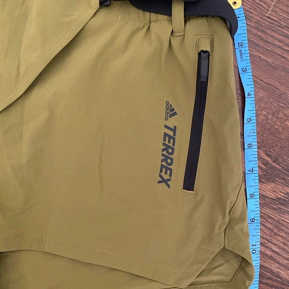 Adidas Terrex Hiking Shorts (m) - Picture 2 of 4